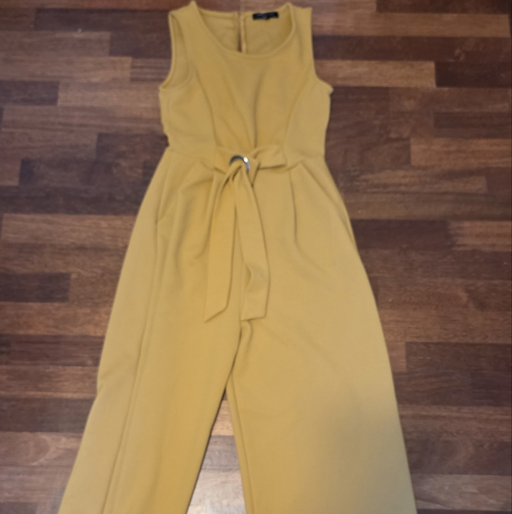 Romeo + Juliet Couture Women's Mustard Yellow Jumpsuit Size M
